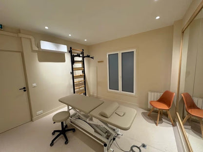 Wall Bars for Physical Therapy and Rehabilitation - BenchK 731B/731W