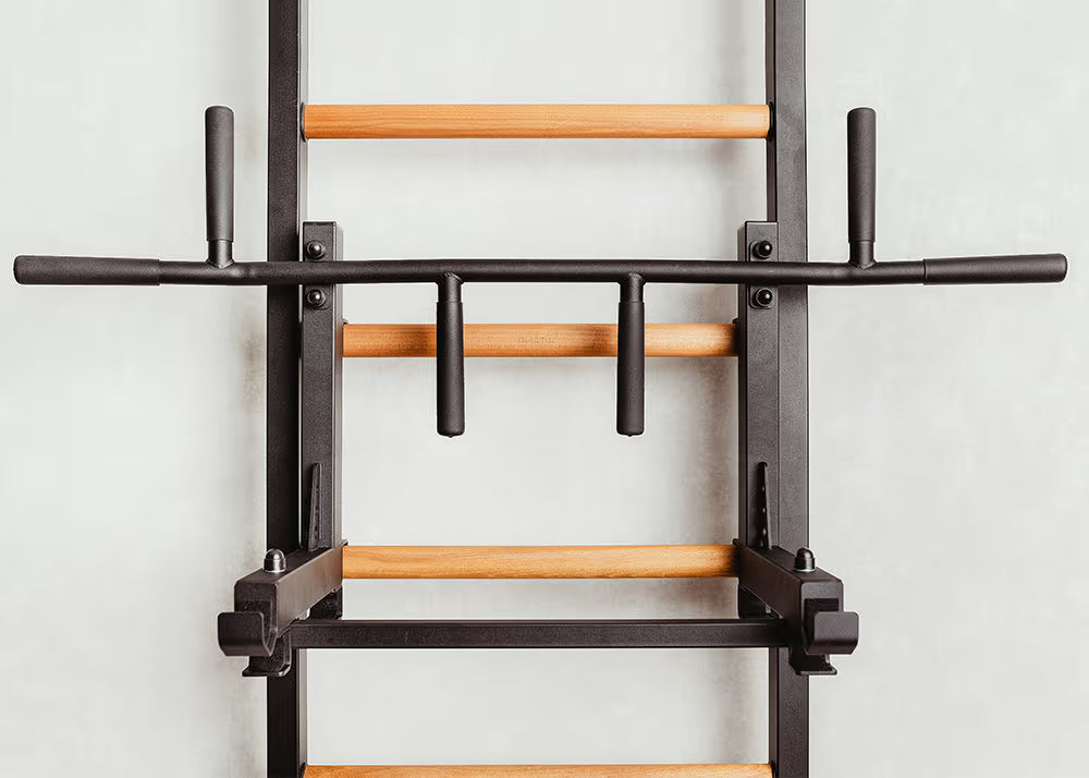 BenchK PB3W/PB3B steel pull up bar
