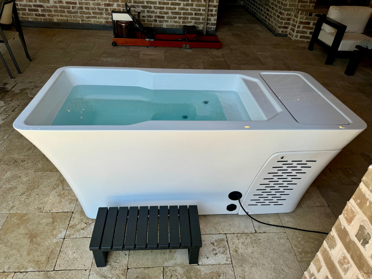 LifeTrend Alta Cold Plunge