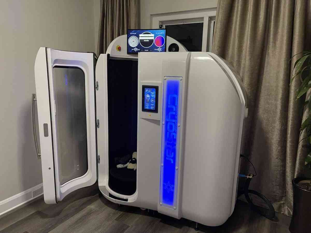Antarctica Open Head Electric Cryotherapy Chamber
